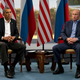 Illustration for article titled This 22 Year Old Picture Reminds Us Of The Post Cold War Possibilities